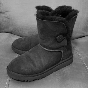 UGG short boots